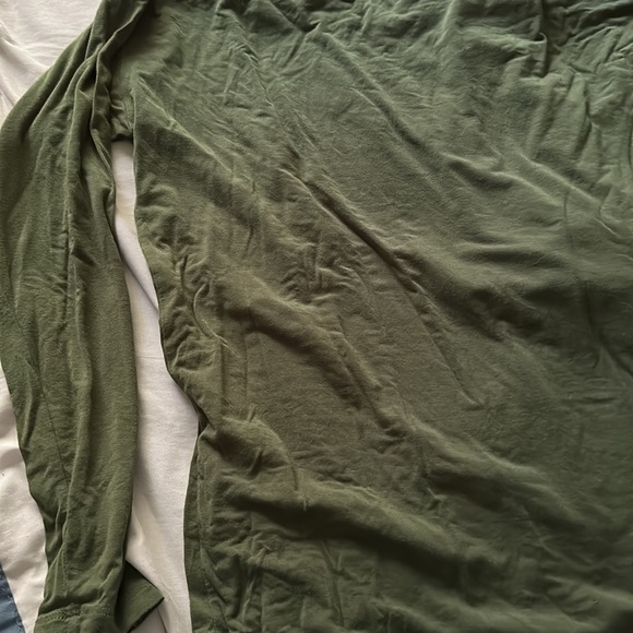 Thin green long sleeved hoodie layer - Picture 2 of 4